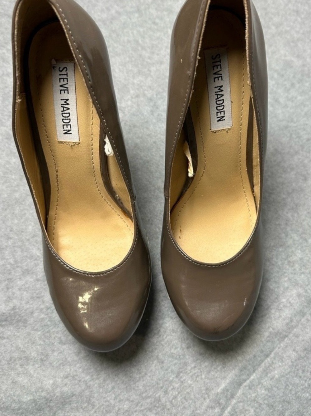 Steve Madden Taupe Patent Round-Toe Pumps
